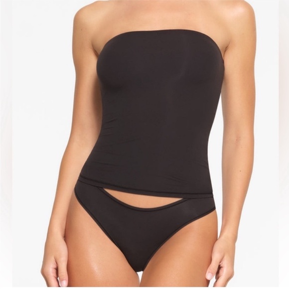 SKIMS Tops - SKIMS NWT Fits Everybody Tube Top - Onyx size S